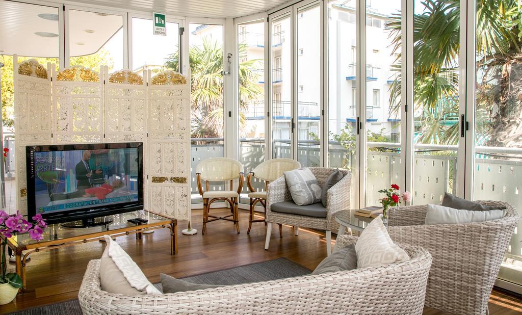 Hotel Helios Τζεσόλο Λίντο Εξωτερικό φωτογραφία