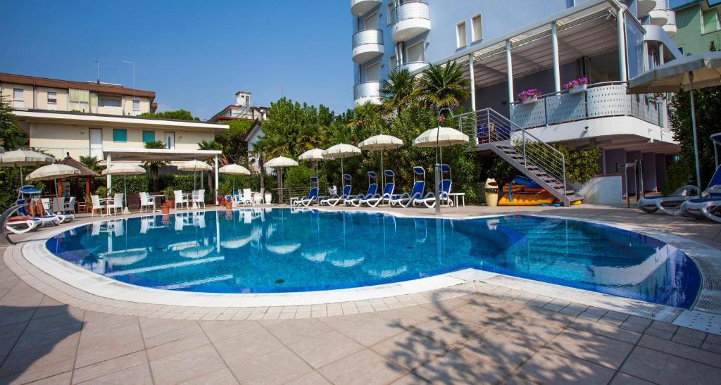 Hotel Helios Τζεσόλο Λίντο Εξωτερικό φωτογραφία
