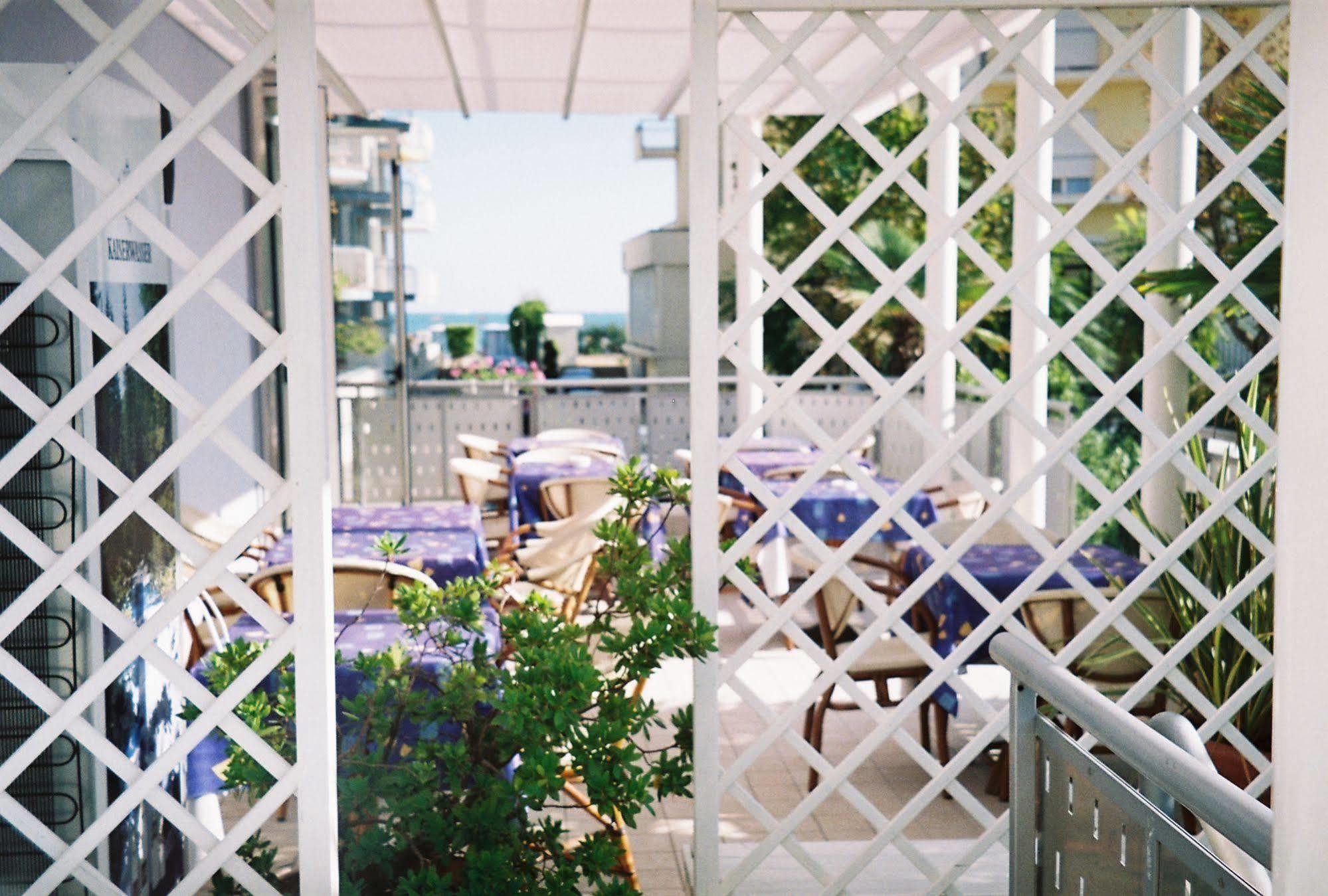 Hotel Helios Τζεσόλο Λίντο Εξωτερικό φωτογραφία